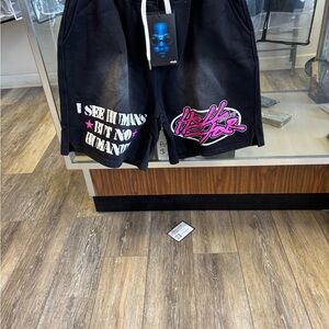 Hell star shorts size small